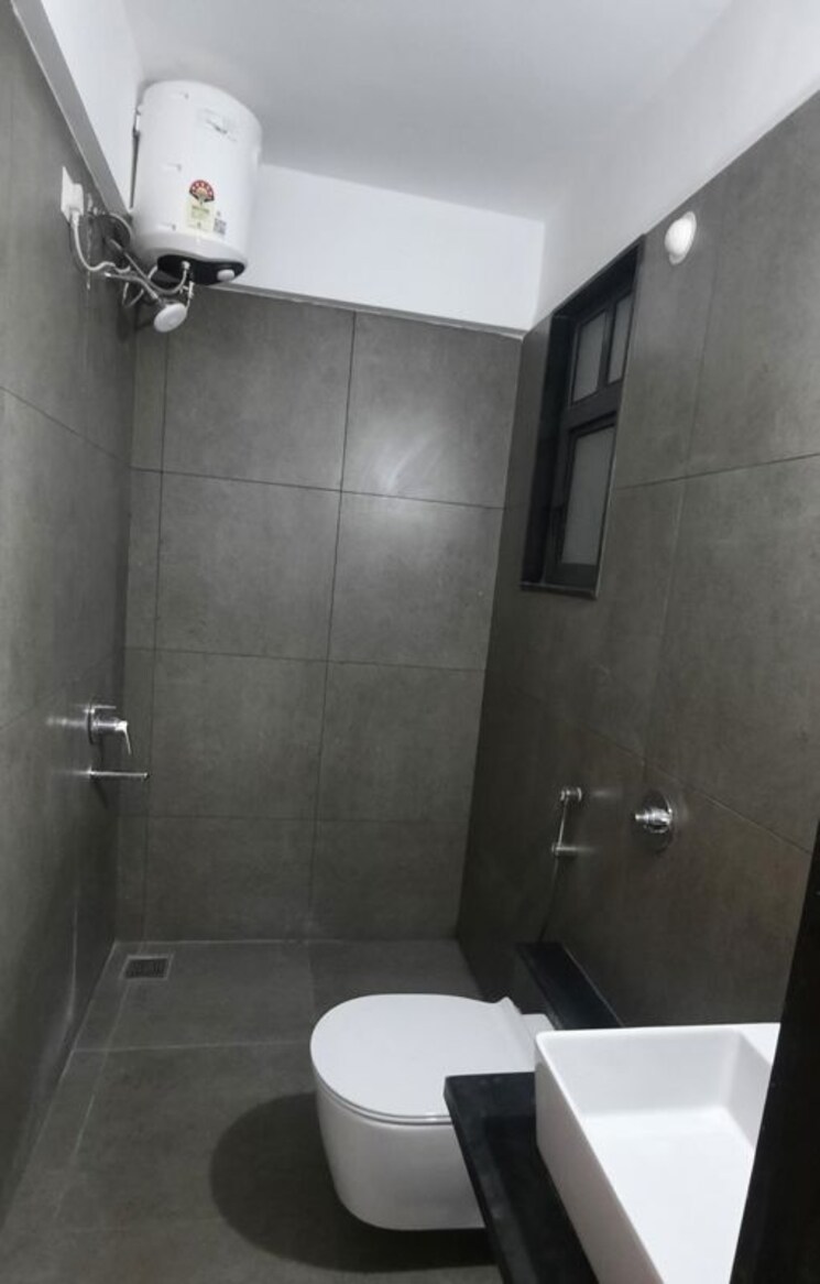 Bathroom, majestique-signature-towers-phase-1 3 Bedroom 1625 Sq.Ft. Apartment In Balewadi Pune 9452498