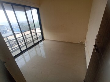 Room in 1 BHK Apartment at Navkar Tower Part 1, Naigaon East – for Sale