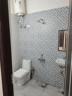 Bathroom in 2 BHK Builder Floor at Palm Residency Chhatarpur, Chattarpur – for Rent