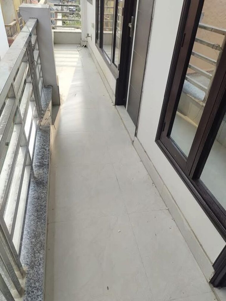 Balcony, palm-residency-chhatarpur 2 Bedroom 900 Sq.Ft. Builder Floor In Chattarpur Delhi 9970681