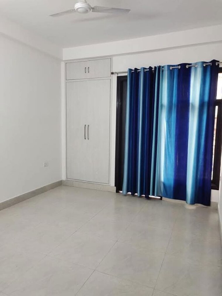 Room, palm-residency-chhatarpur 2 Bedroom 900 Sq.Ft. Builder Floor In Chattarpur Delhi 9970681