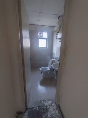 Bathroom in 3 BHK Apartment at Vatika City Homes, Sector 83 – for Rent