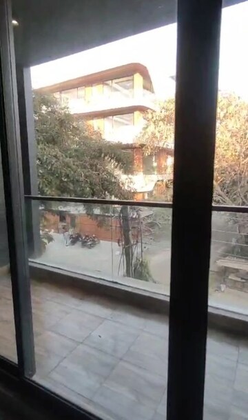 Balcony in 4 BHK Apartment at Dlf Phase I – for Rent