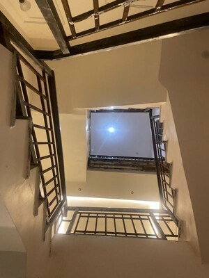 Furnished Amenities in 6 BHK Villa at Govindpuram – for Sale