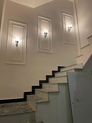 Master Bedroom in 6 BHK Villa at Govindpuram – for Sale