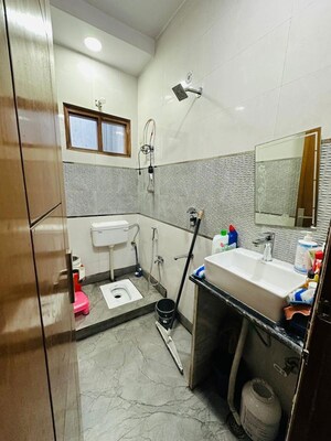 Bathroom in 4 BHK Builder Floor at East Delhi – for Sale