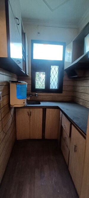 Kitchen in 1 BHK Builder Floor at Rohini Sector 7 – for Sale