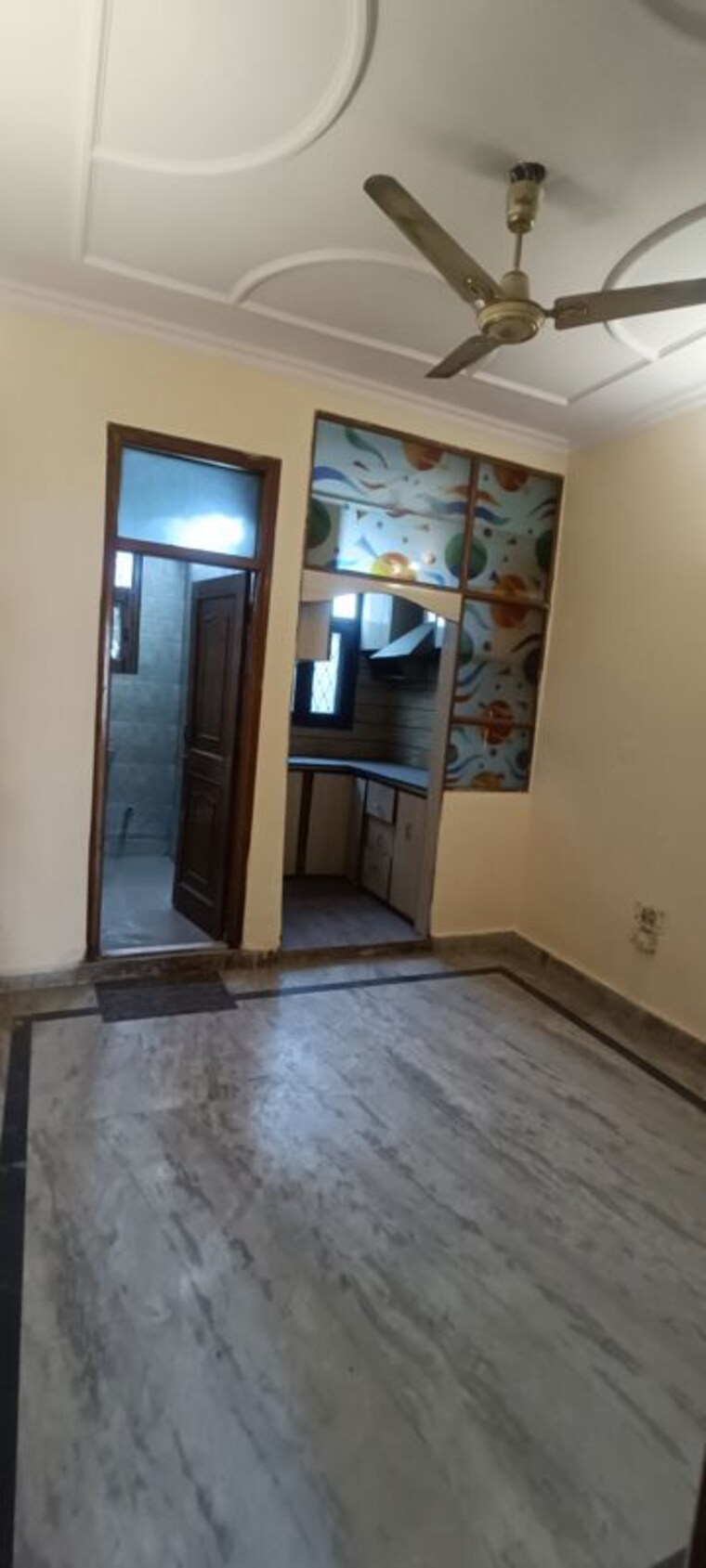 Room, rohini sector 7 1 Bedroom 450 Sq.Ft. Builder Floor In Rohini Sector 7 Delhi 9970751