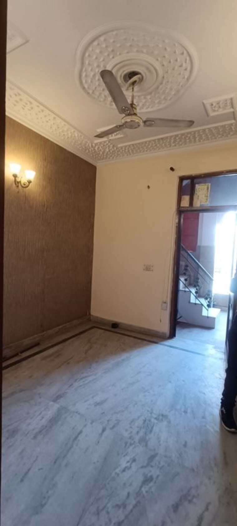 Room, rohini sector 7 1 Bedroom 450 Sq.Ft. Builder Floor In Rohini Sector 7 Delhi 9970751