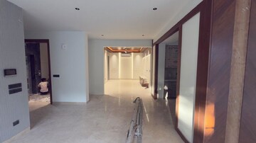 Living Room in 4 BHK Apartment at Emaar MGF Emerald Hills, Sector 65 – for Rent