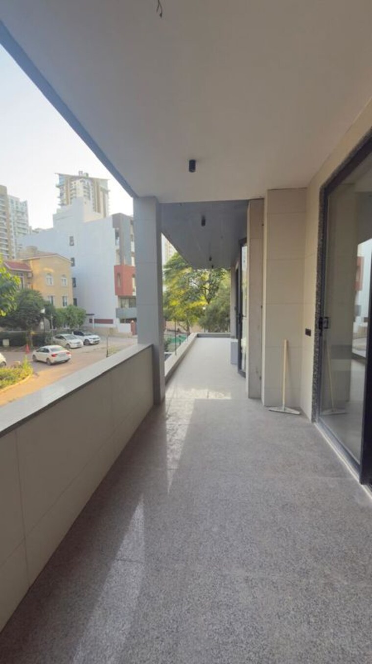 Balcony, emaar-mgf-emerald-hills 4 Bedroom 4050 Sq.Ft. Apartment In Sector 65 Gurgaon 9970398