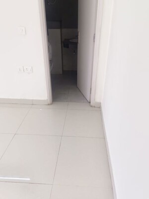 Building Lobby in 3 BHK Apartment at Pareena Express Heights, Sector 99 – for Rent