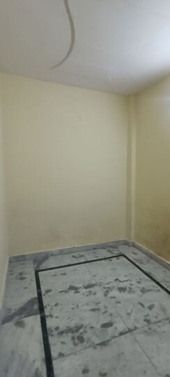 1 BHK Builder Floor For Sale in Rohini Sector 7
