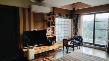 Kitchen in 6+ BHK Villa at Sector 44 – for Sale