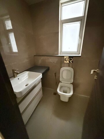 Bathroom in 3 BHK Apartment at Smart World Orchard, Sector 61 – for Rent