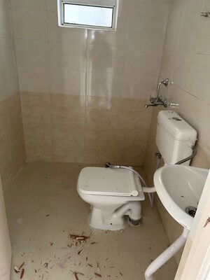 Bathroom in 3 BHK Apartment at ROF Aalayas, Sector 102 – for Rent