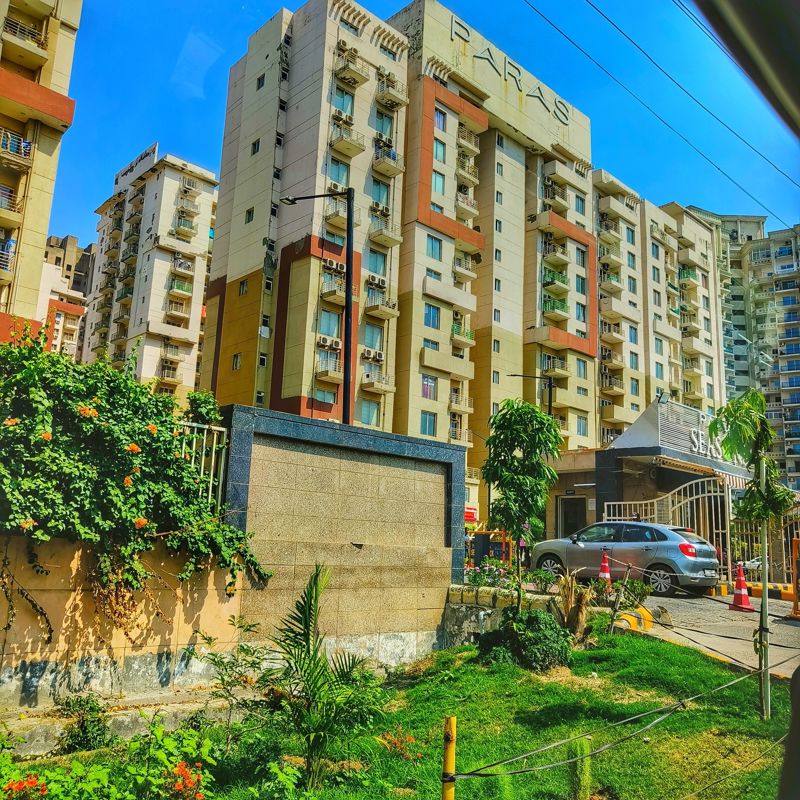 3 BHK Apartment For Sale in Paras Seasons