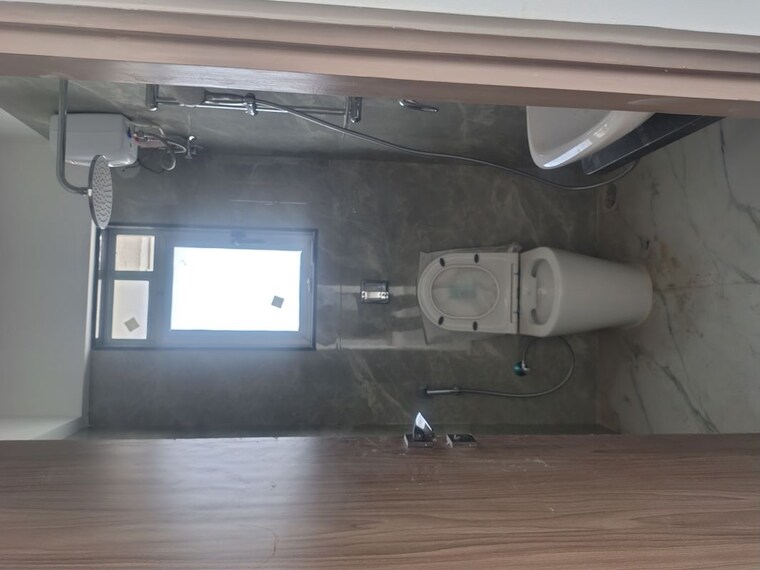  Parking, goregaon west 2 Bedroom 715 Sq.Ft. Apartment In Goregaon West Mumbai 9970834