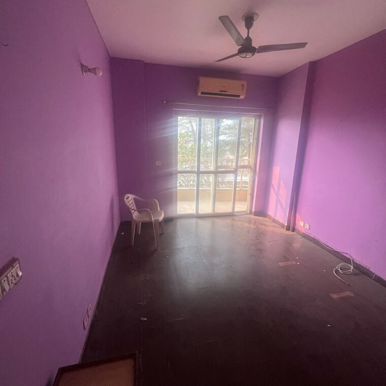 Room, bptp-the-resort 2 Bedroom 1420 Sq.Ft. Apartment In Mortzapur Faridabad 9970836