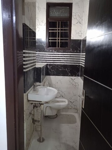 Master Bedroom in 3 BHK Builder Floor at Shakti Khand – for Sale