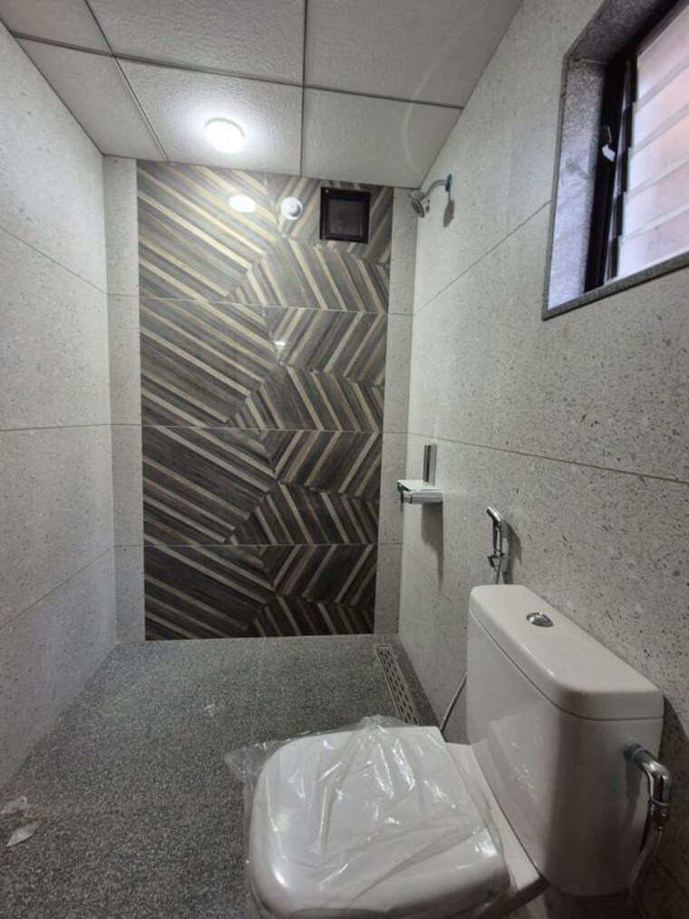 Bathroom, kumar-prospera-hadapsar 2 Bedroom 1050 Sq.Ft. Apartment In Hadapsar Pune 9970846