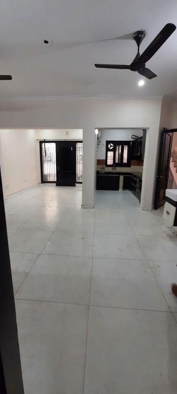 2 BHK Builder Floor For Rent in Sector 46
