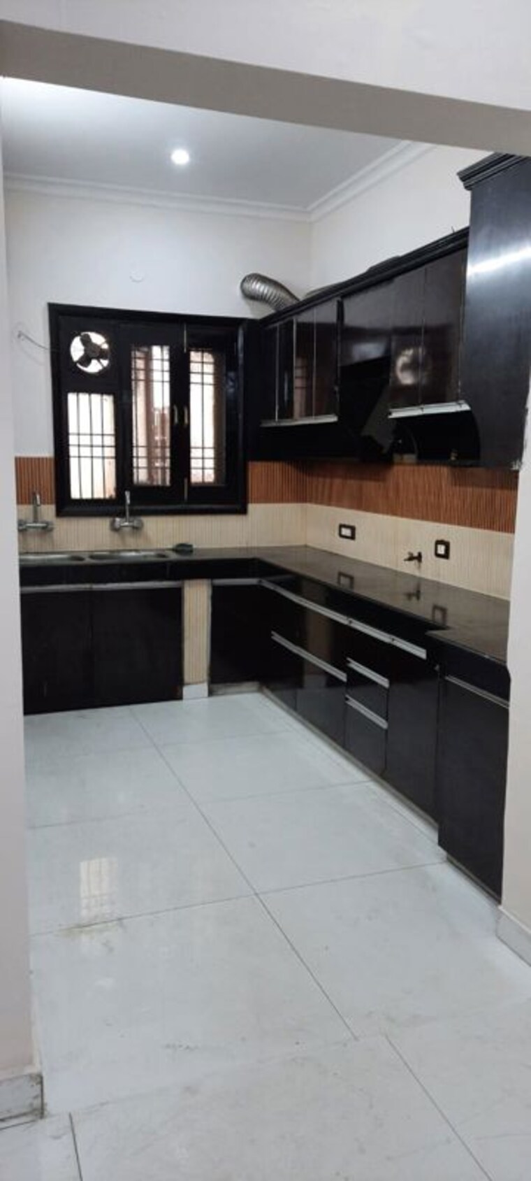 Kitchen, sector 46 2 Bedroom 1450 Sq.Ft. Builder Floor In Sector 46 Gurgaon 9970854