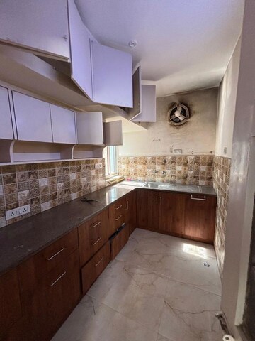 Kitchen in 2.5 BHK Builder Floor at Anupam Garden – for Rent