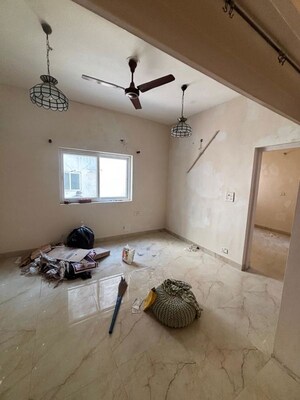 Living Room in 2.5 BHK Builder Floor at Anupam Garden – for Rent