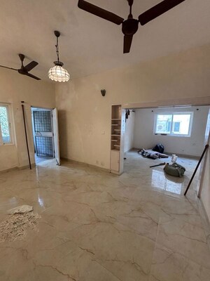 Living Room in 2.5 BHK Builder Floor at Anupam Garden – for Rent