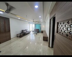 3 BHK + Extra Room Apartment For Rent in Juhu Jivan