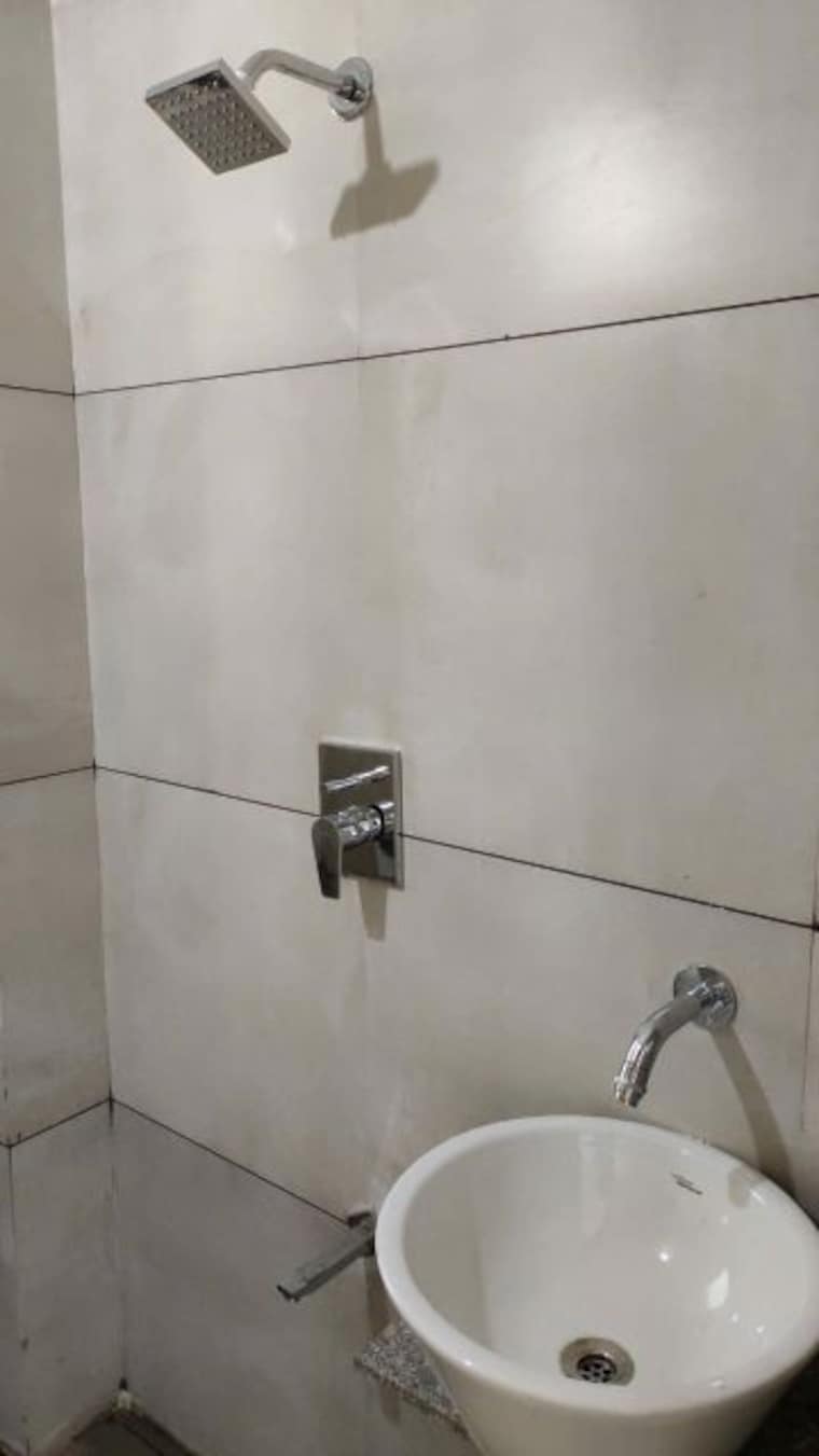 undefined, vaishnodevi circle 3 Bedroom 1015 Sq.Ft. Apartment In Vaishnodevi Circle Ahmedabad 9970891