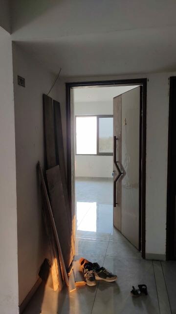 Building Lobby in 3 BHK Apartment at Vaishnodevi Circle – for Rent