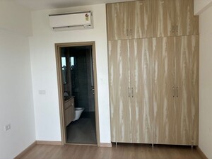 Room in 3.5 BHK Apartment at DLF Gardencity Enclave, Sector 93 – for Rent