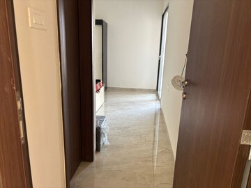 Room in 3 BHK Apartment at Shubh Nirvana, Viman Nagar – for Rent