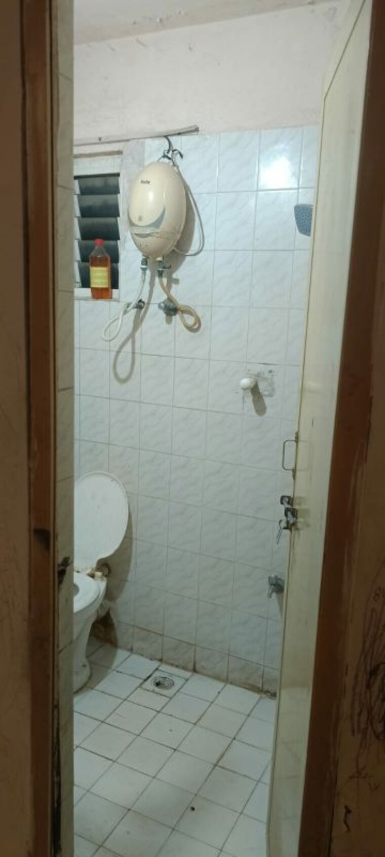 Bathroom, ghatlodia 2 Bedroom 1600 Sq.Ft. Apartment In Ghatlodia Ahmedabad 9970922