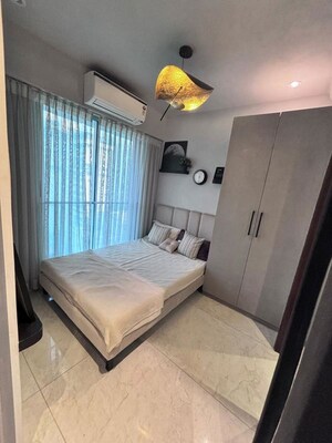 1.5 BHK Apartment For Sale in Hubtown Celeste, Worli