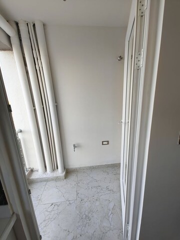 Balcony in 1 BHK Apartment at Vardhman Empire Estate, Mahapura – for Rent