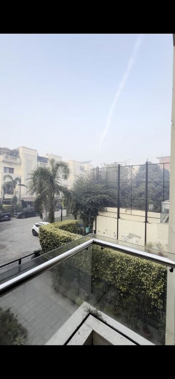 Balcony in 5 BHK Villa at Hazratganj – for Sale