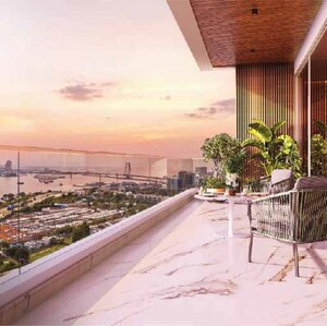 Balcony in 5 BHK Apartment at Hiranandani Bay Heights, Vaidya Nagar – for Sale