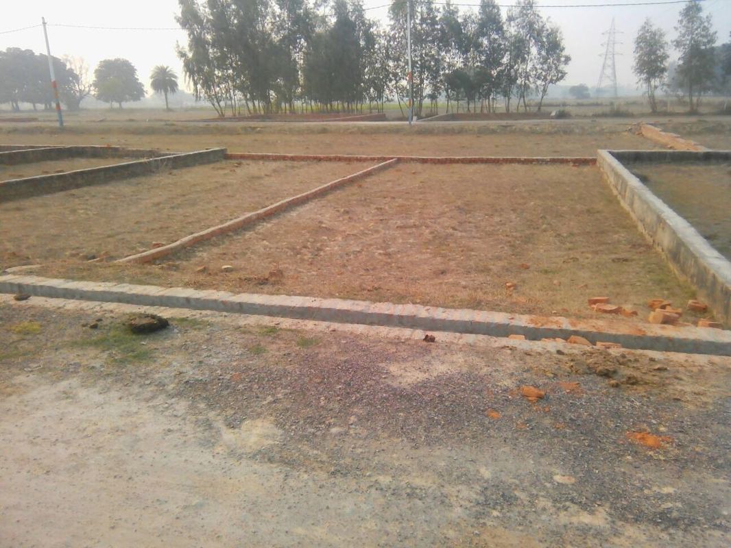 Plot For Sale in Ireo City Central