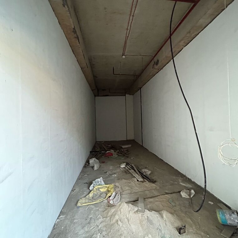 Bathroom, karyan-citywalk Commercial Shop 321 Sq.Ft. In Wave City Ghaziabad 9970998