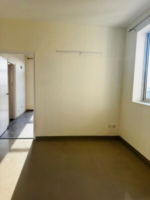 Room in 3.5 BHK Builder Floor at DLF Hyde Park, South Mullanpur – for Sale