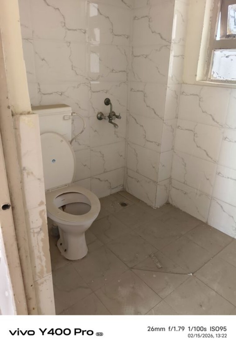 Bathroom, auric-city-homes 3 Bedroom 618 Sq.Ft. Apartment In Sector 82 Faridabad 9971016