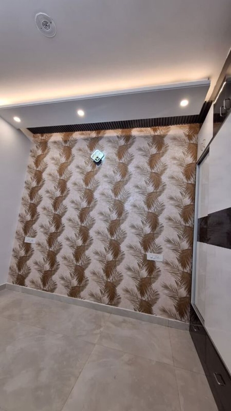 undefined, dhakoli 2.5 Bedroom 122 Sq.Yd. Apartment In Dhakoli Zirakpur 9971019