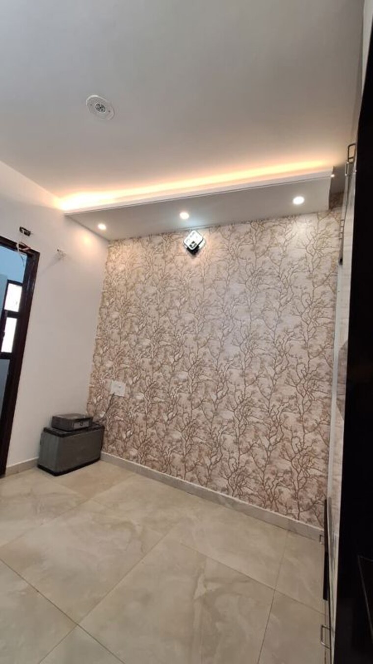undefined, dhakoli 2.5 Bedroom 122 Sq.Yd. Apartment In Dhakoli Zirakpur 9971019