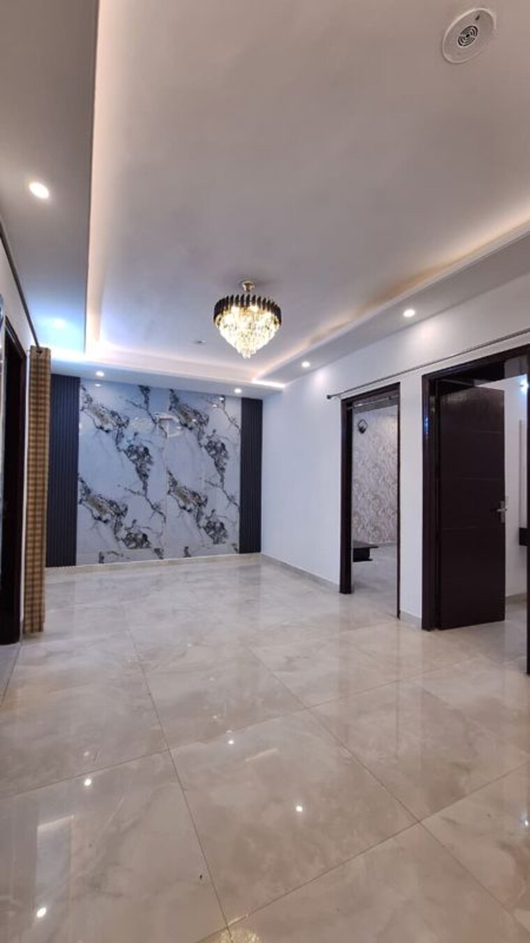 Room, dhakoli 2.5 Bedroom 122 Sq.Yd. Apartment In Dhakoli Zirakpur 9971019