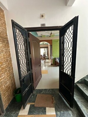 Bedroom in 2 BHK Apartment at Ambawadi – for Rent
