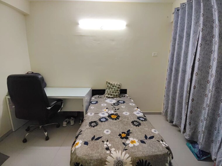 Master Bedroom, pyramid-heights 2 Bedroom 600 Sq.Ft. Apartment In Sector 85 Gurgaon 9971087