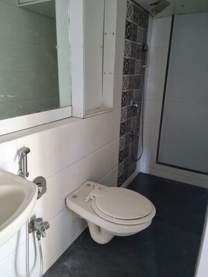 Bathroom in 3 BHK Apartment at Duplex Heights, Andheri West – for Rent